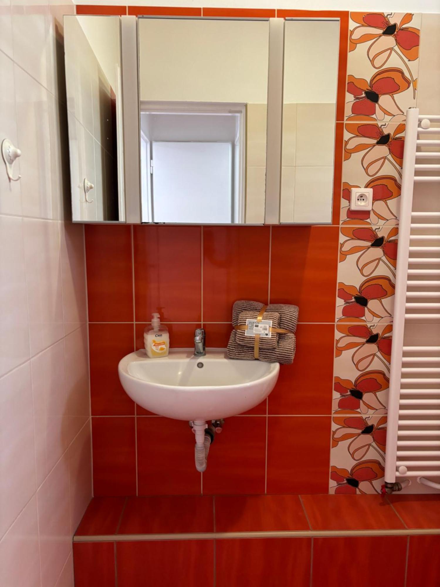 Apartmanovy Dom Grand Štúrovo Exterior foto