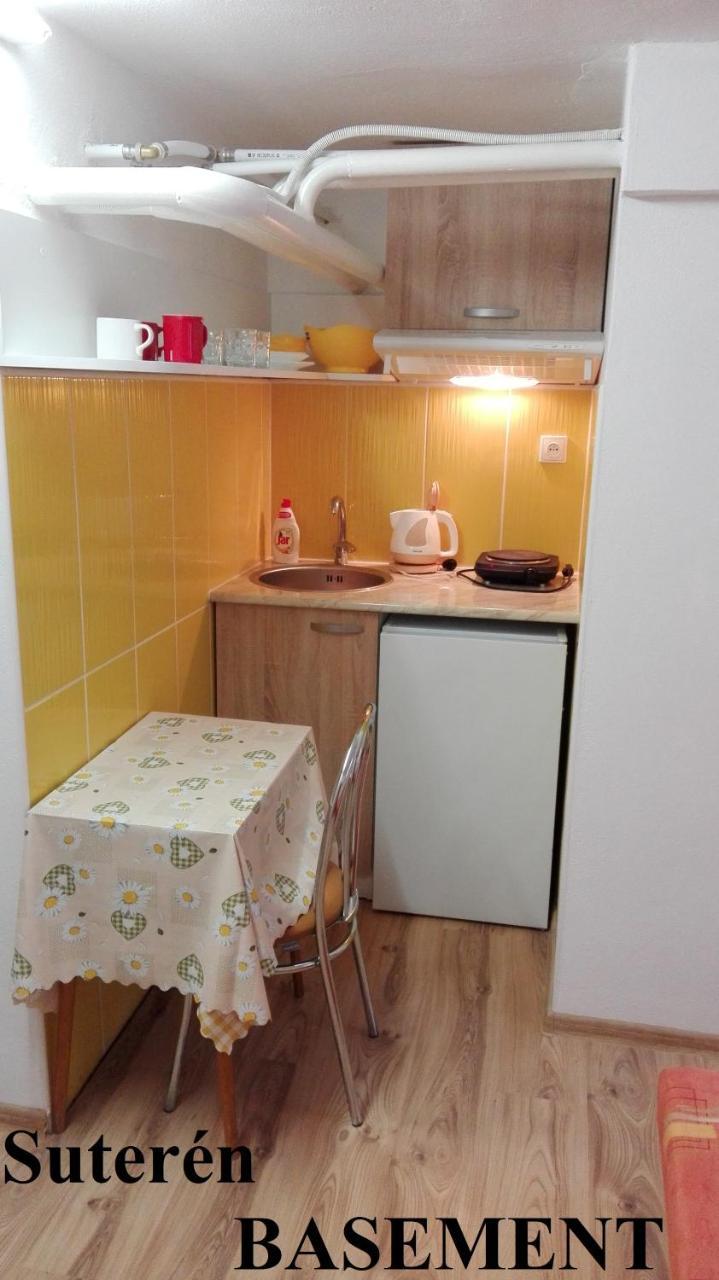 Apartmanovy Dom Grand Štúrovo Exterior foto